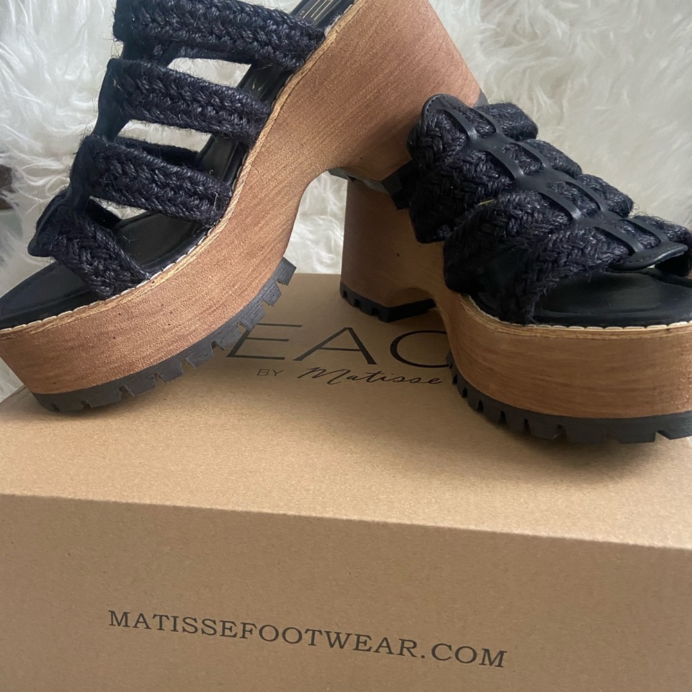 New Matisse Daze Jute Platform Sandals in Black - Picture 9 of 15
